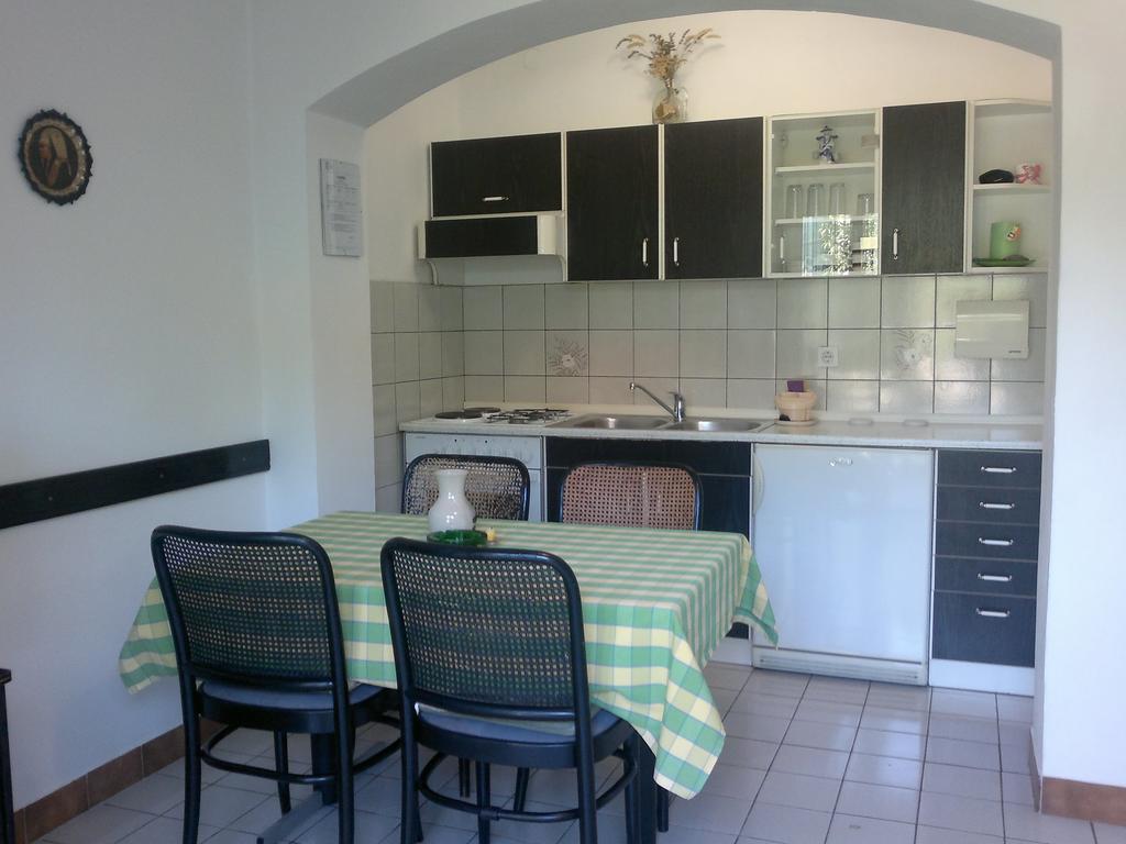 Guest House Violeta Palit 객실 사진