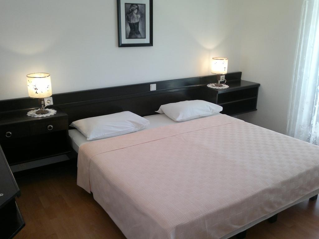 Guest House Violeta Palit 객실 사진