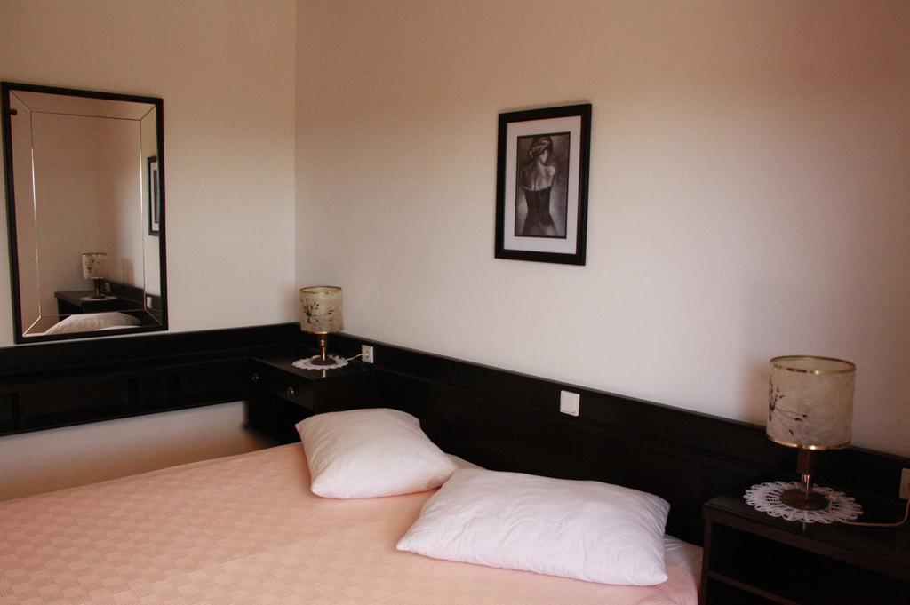 Guest House Violeta Palit 외부 사진